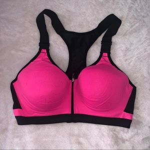 **SOLD** Victoria Secret Sports Bra 36C